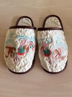 Seiden Slipper Hausschuhe mit Vogelmuster, Gr. 36