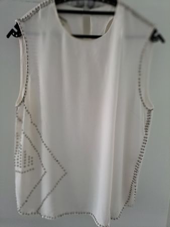 Damen Top Weiss Ärmellos mit Nieten Grösse 36