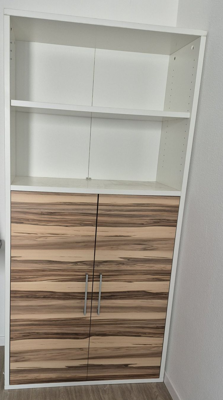 Armoires: Klein-Möbel Schrank – D'occasion à Kloten par Pronto11