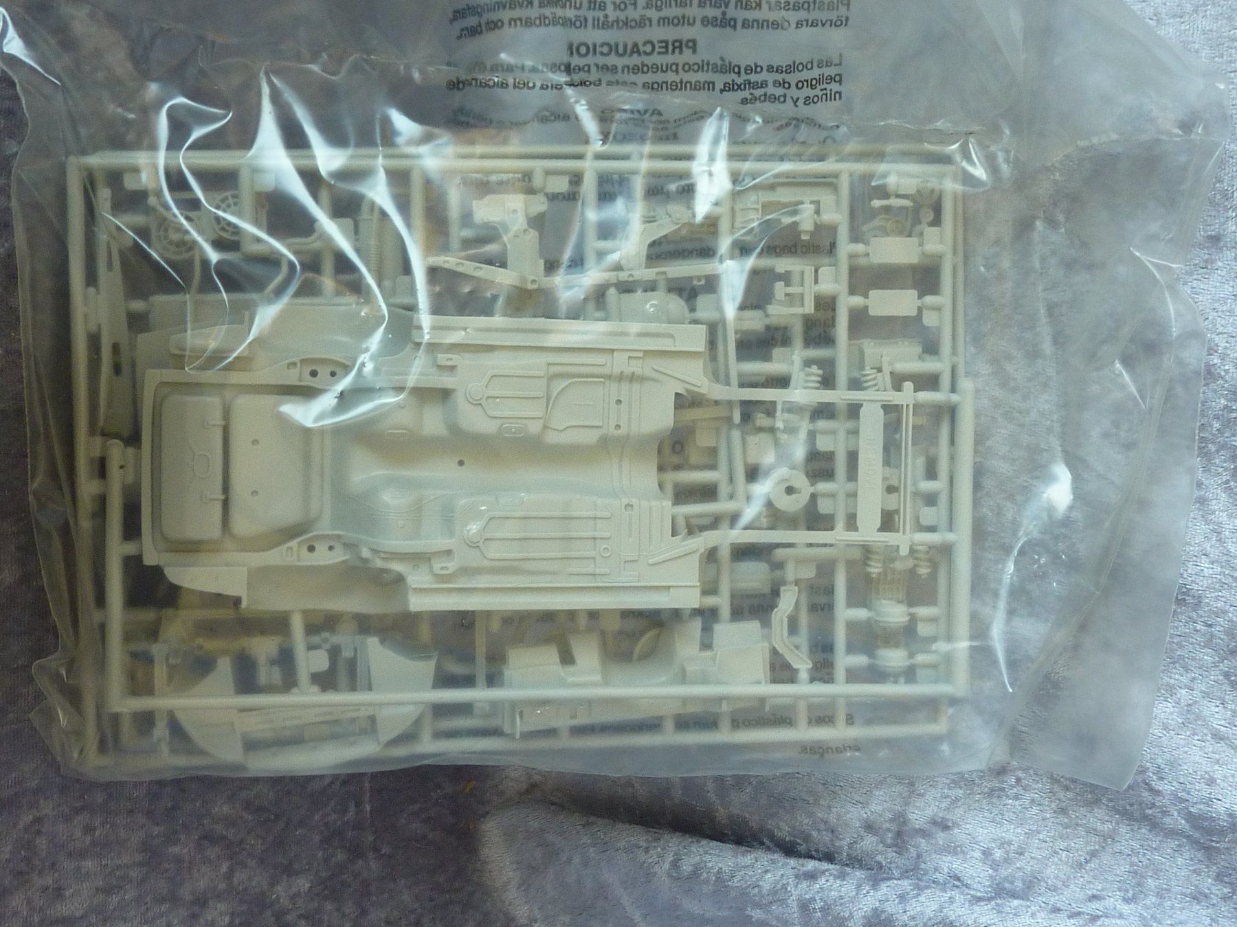 AMT/ERTL Modellini d'auto: Pontiac Firebird Formula 1995  1:25 – Usato da Dürrenäsch venduto da modellautos4you 3