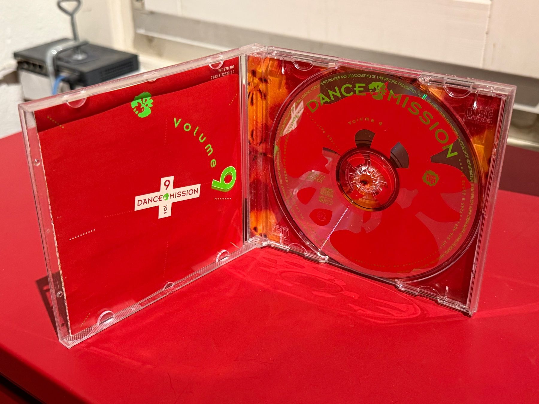 CD: Dance Mission Vol. 9 - KA02C – Usato da Küsnacht ZH venduto da Jazztilldawn 2