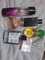 lot de parfum et d'eau de toilette