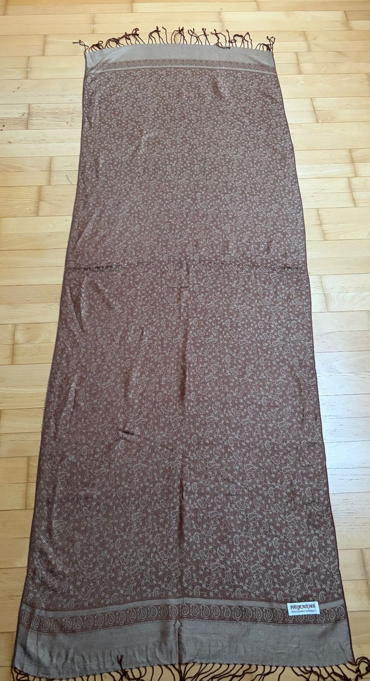 Foulard & Sciarpe: Kaschmir/ Seide Pashmina Schal – Usato da Unterägeri venduto da Jutka_04 2
