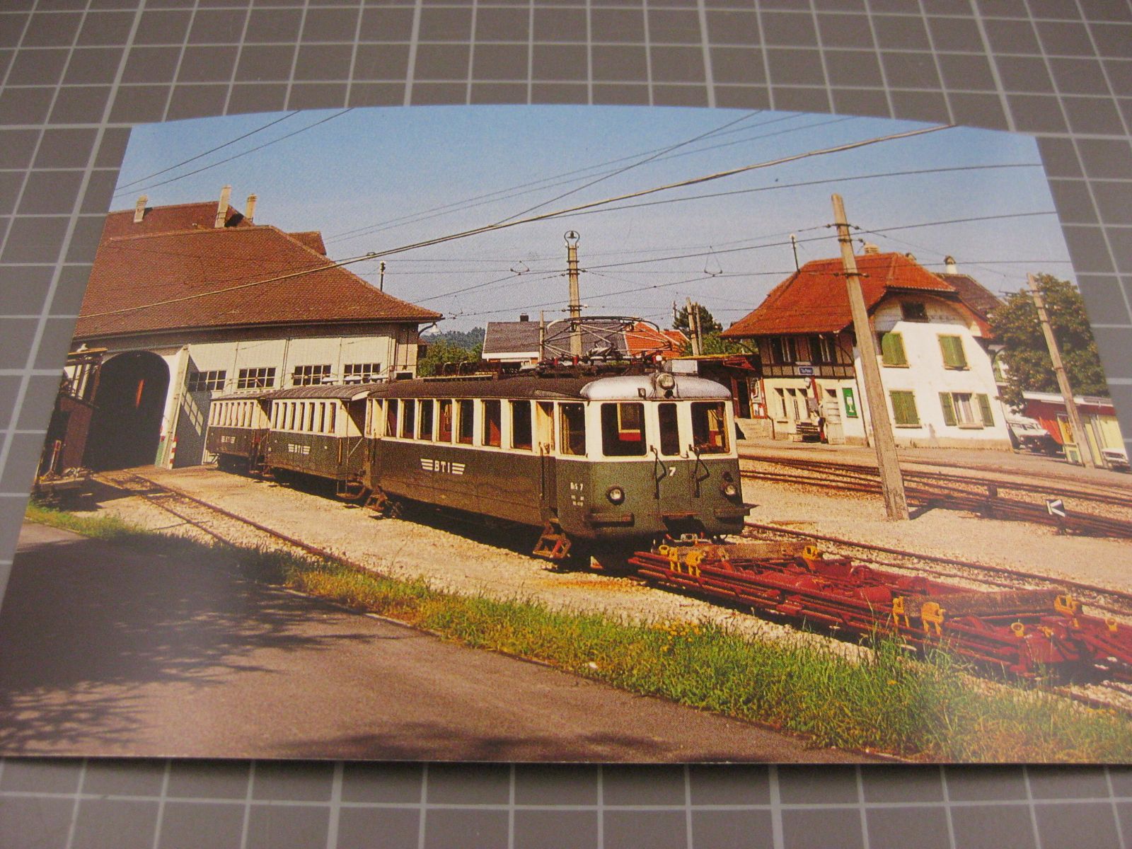 Cartoline postali: AK Täuffelen Depot mit Zug – Nuovo (secondo la descrizione) da Malters venduto da Marosko