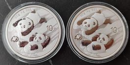 (11) 2 Stk. China Panda 2022 stgl. à 1 Unze / unzirkuliert