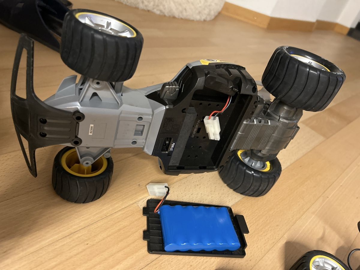 Spielzeuge: XTRC Xtreme Transforming RC Auto - Geländegängiger Spass – Gebraucht aus Vaduz von Snooki6 3