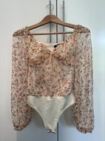 Missguided Blusenbody Gr. 34 Blumenmuster Herbst Trend
