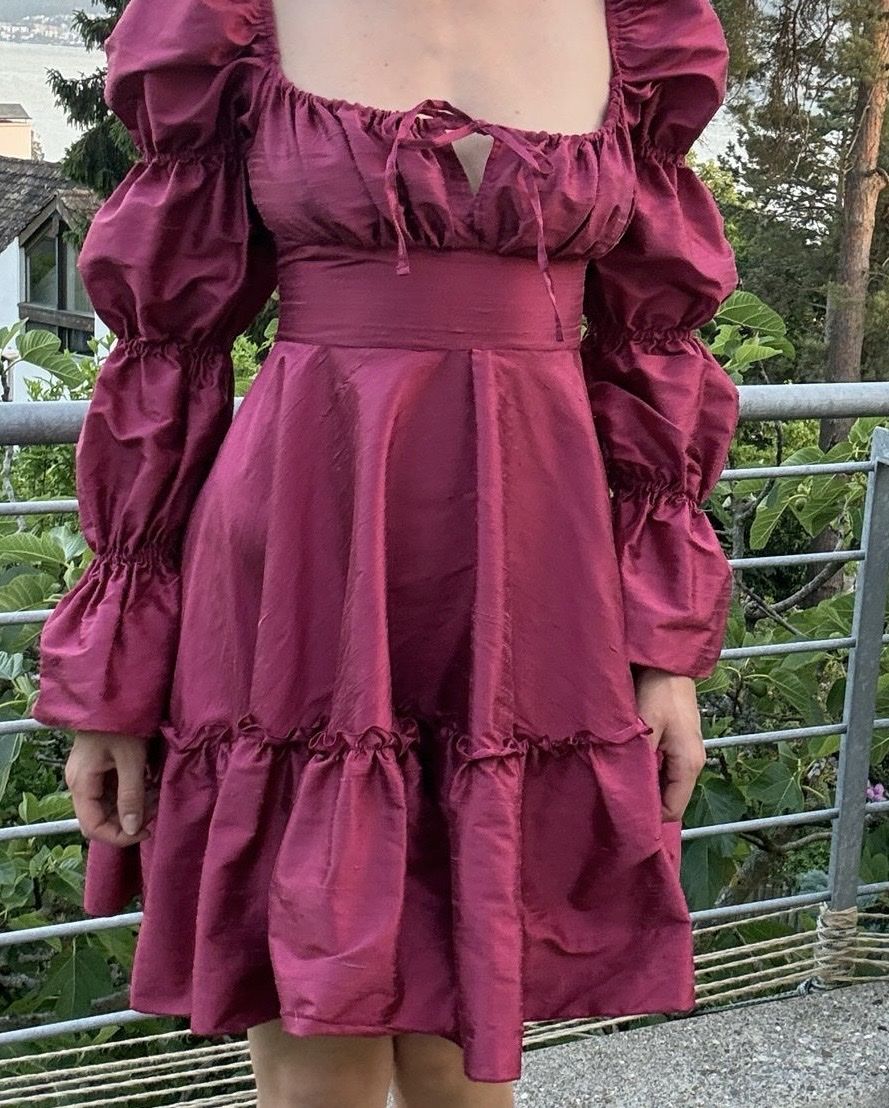 Vestiti: Kleid 100% Dupionseide hangeschneidert – Usato da Herrliberg venduto da ramonabattiston 1