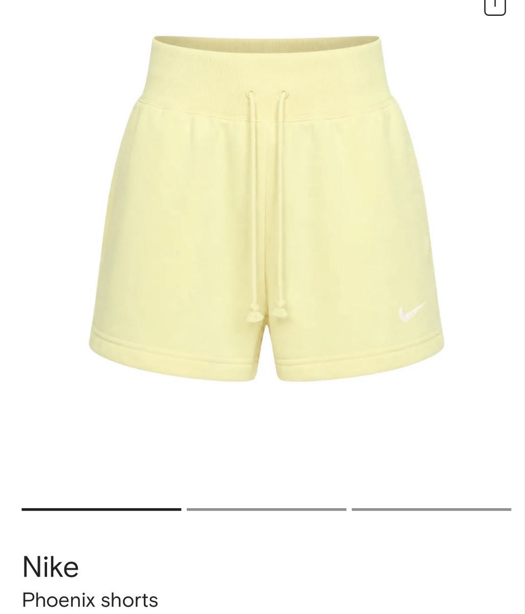 Nike Pantalons: Nike yellow Phoenix Shorts  – Neuf avec emballage d'origine à Zürich par di_archive 1