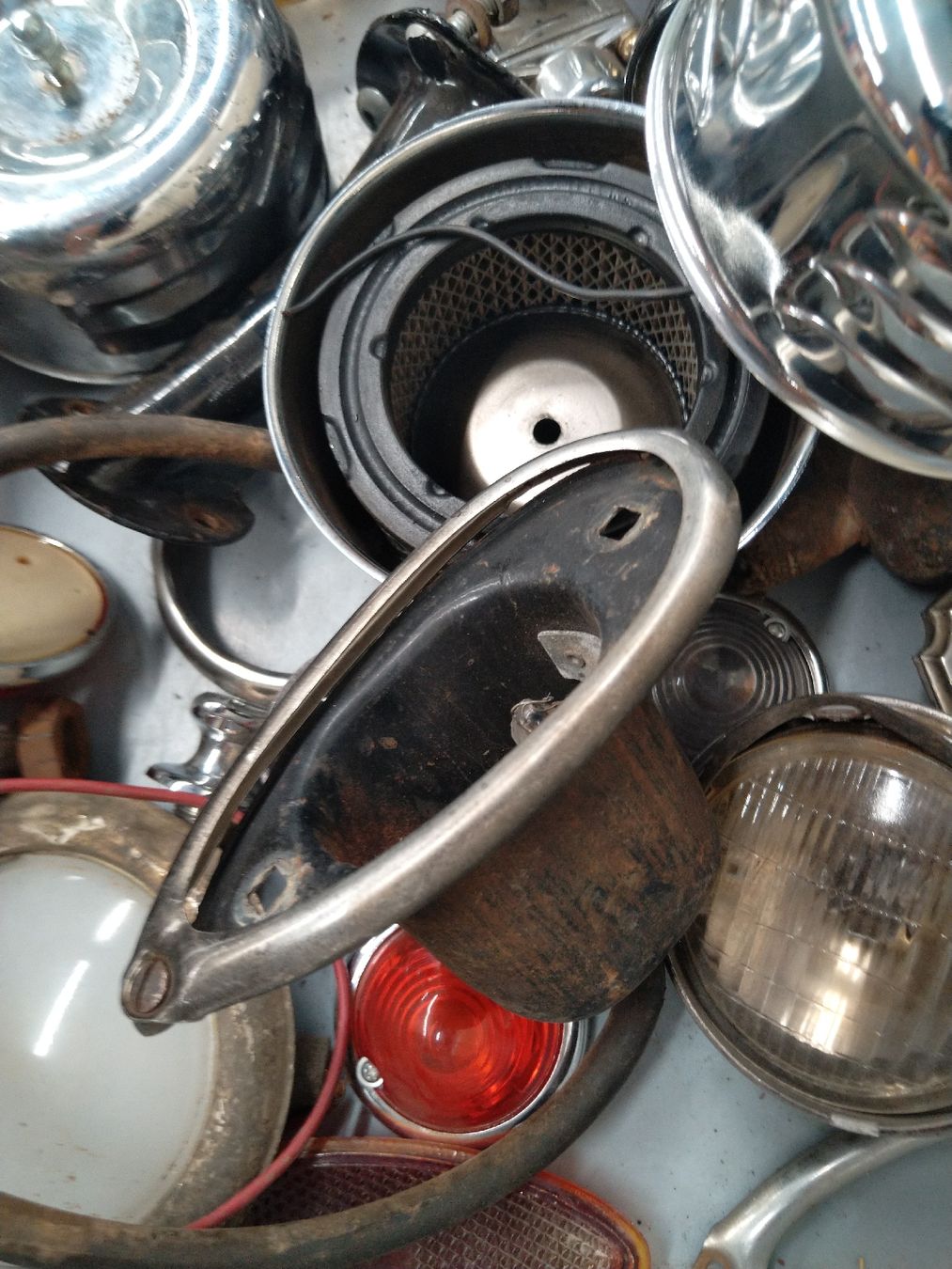 Toutes les pièces auto: Oldtimer diverse Ersatzteile  – D'occasion à Steinen par Blackcadillac 4