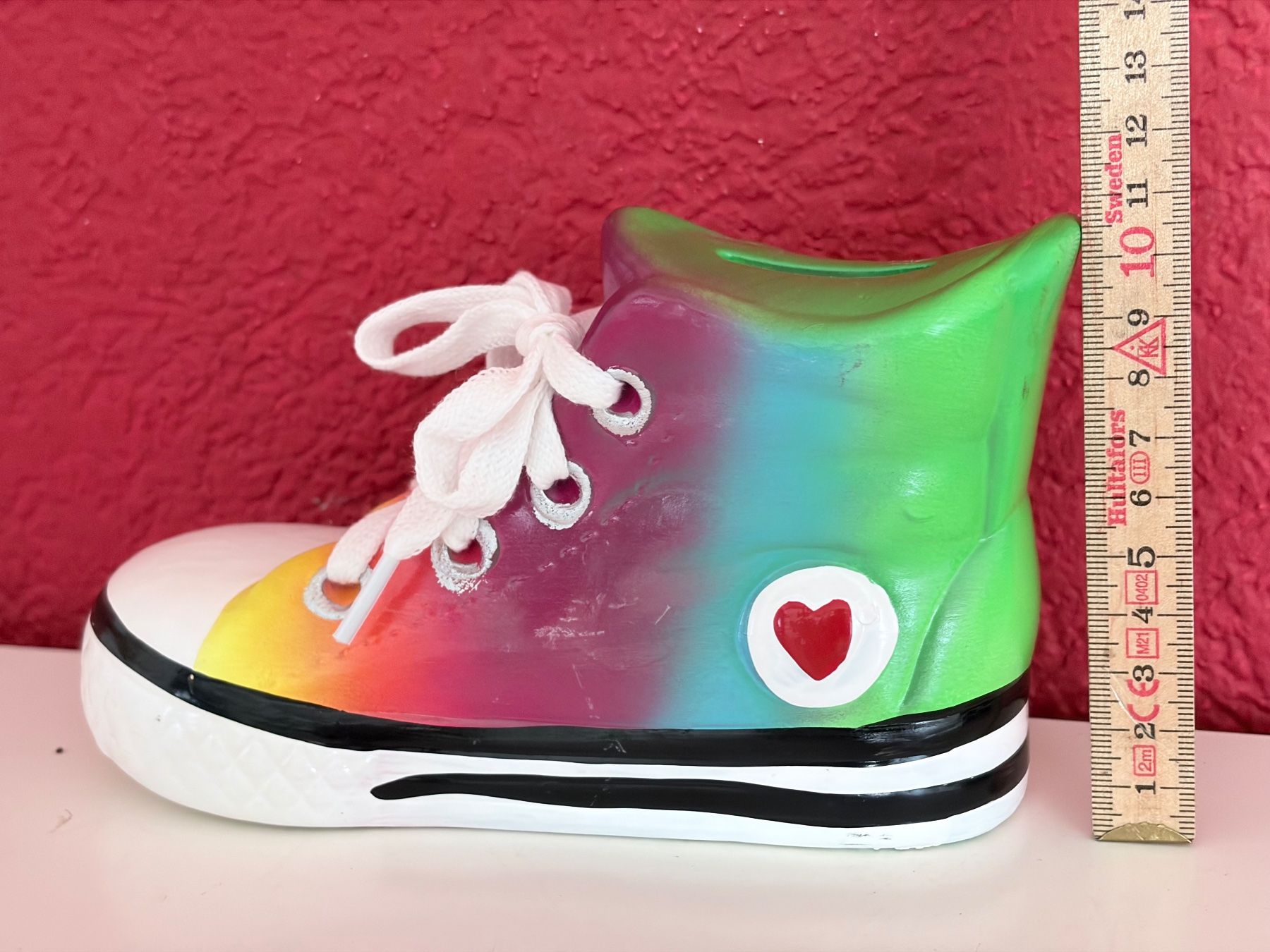 Spardosen: Spardose Schuh Design - Neu – Neu und originalverpackt aus Zäziwil von Emlea 1
