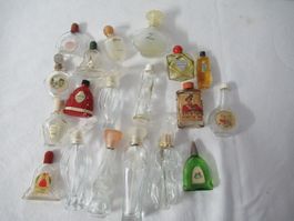 20 leere Parfum  alt sehr selten