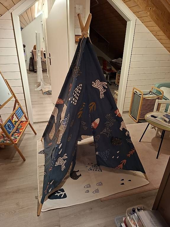 Alri letti & mobili per bambini: Kinder Tipi Zelt – Usato da Beinwil am See venduto da wrey89 2