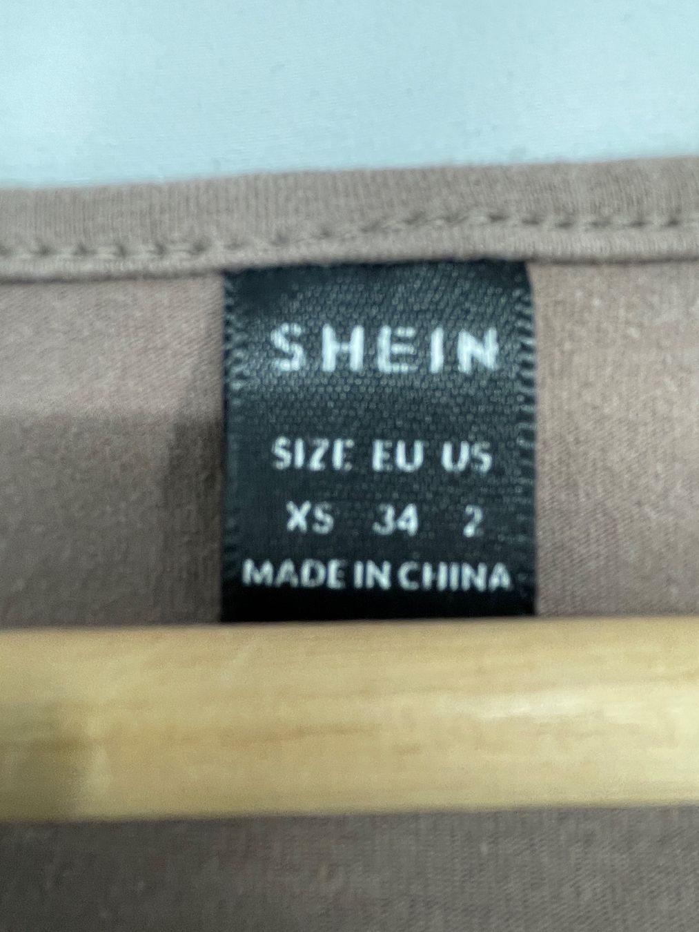 Shein Tops: SHEIN Top Brun – Gebraucht aus Lausanne von PlusValue_Lausanne 2