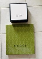 Zwei Gucci Boxen Schachteln