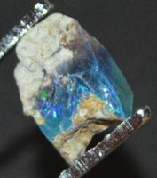 Edelstein L-9455– Schwarzer Äthiopischer Opal roh 4,40 Karat