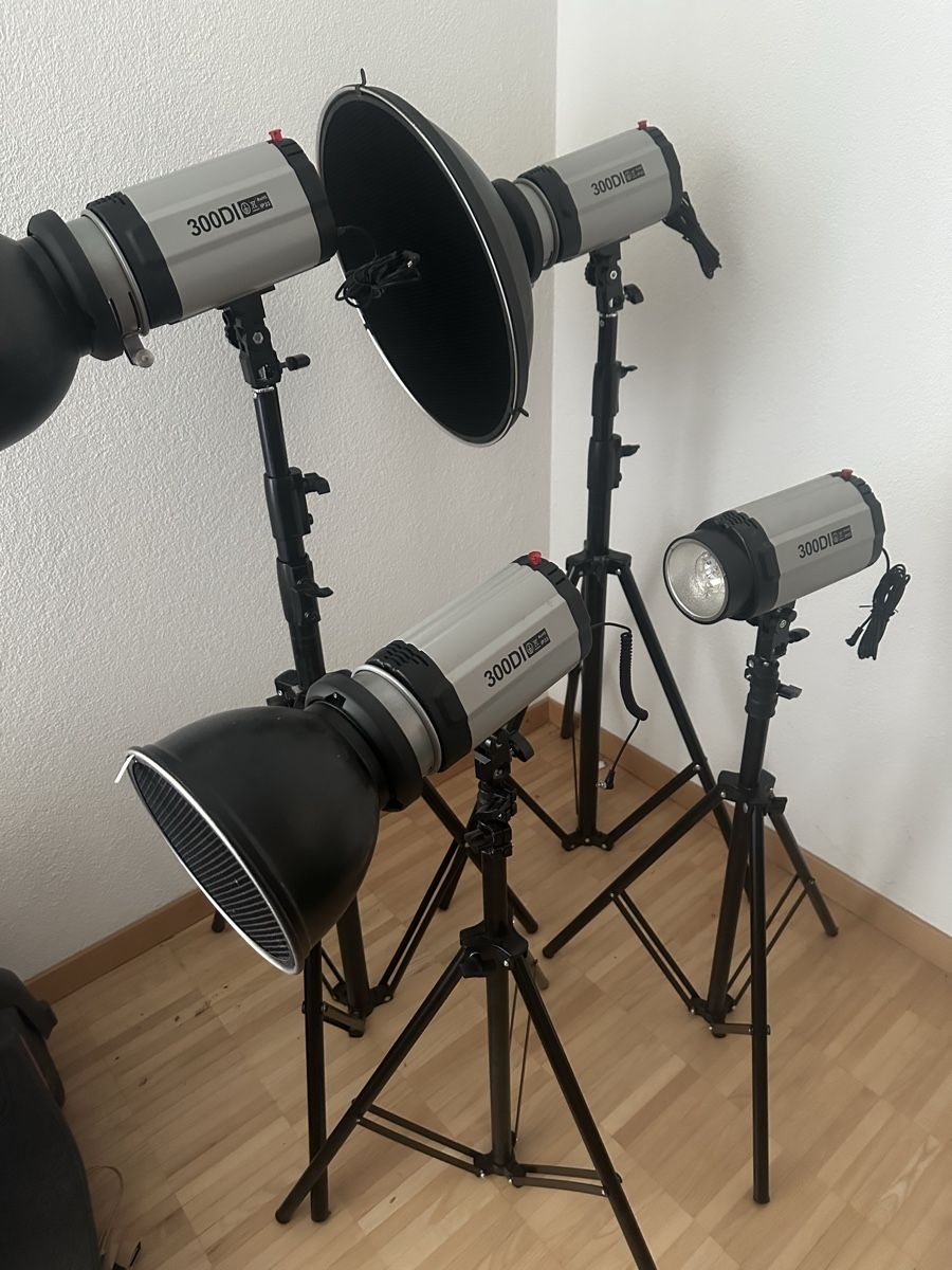 Flash: 4xflashs 300dI  – Usato da Bulle venduto da Quatre_poissons