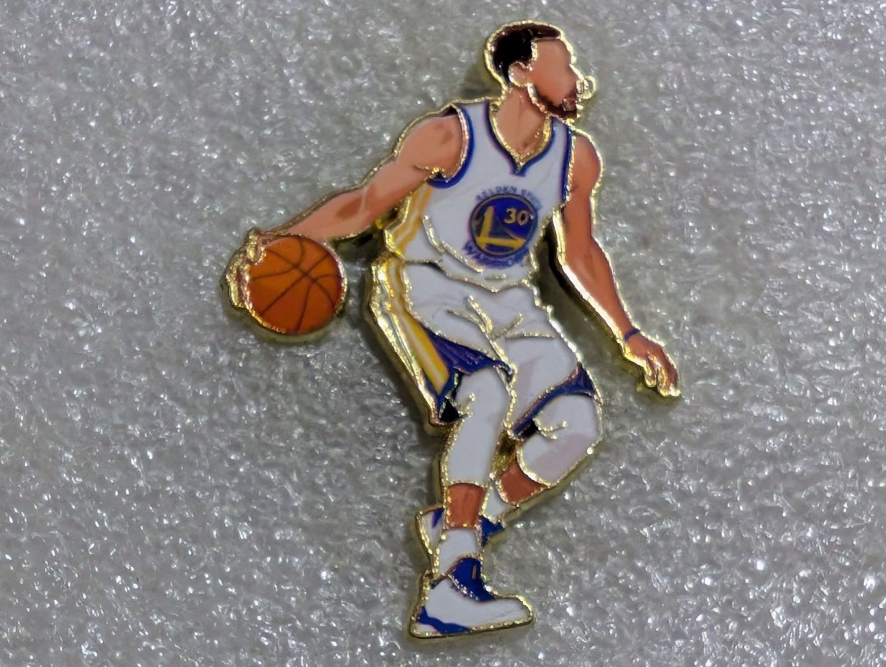 Placchette & Badge: Ansteckpin 108: NBA Basketball – Usato da Oppligen venduto da Pin-Fall-Shop