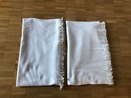 2 wollweisse Decken Plaid‘s