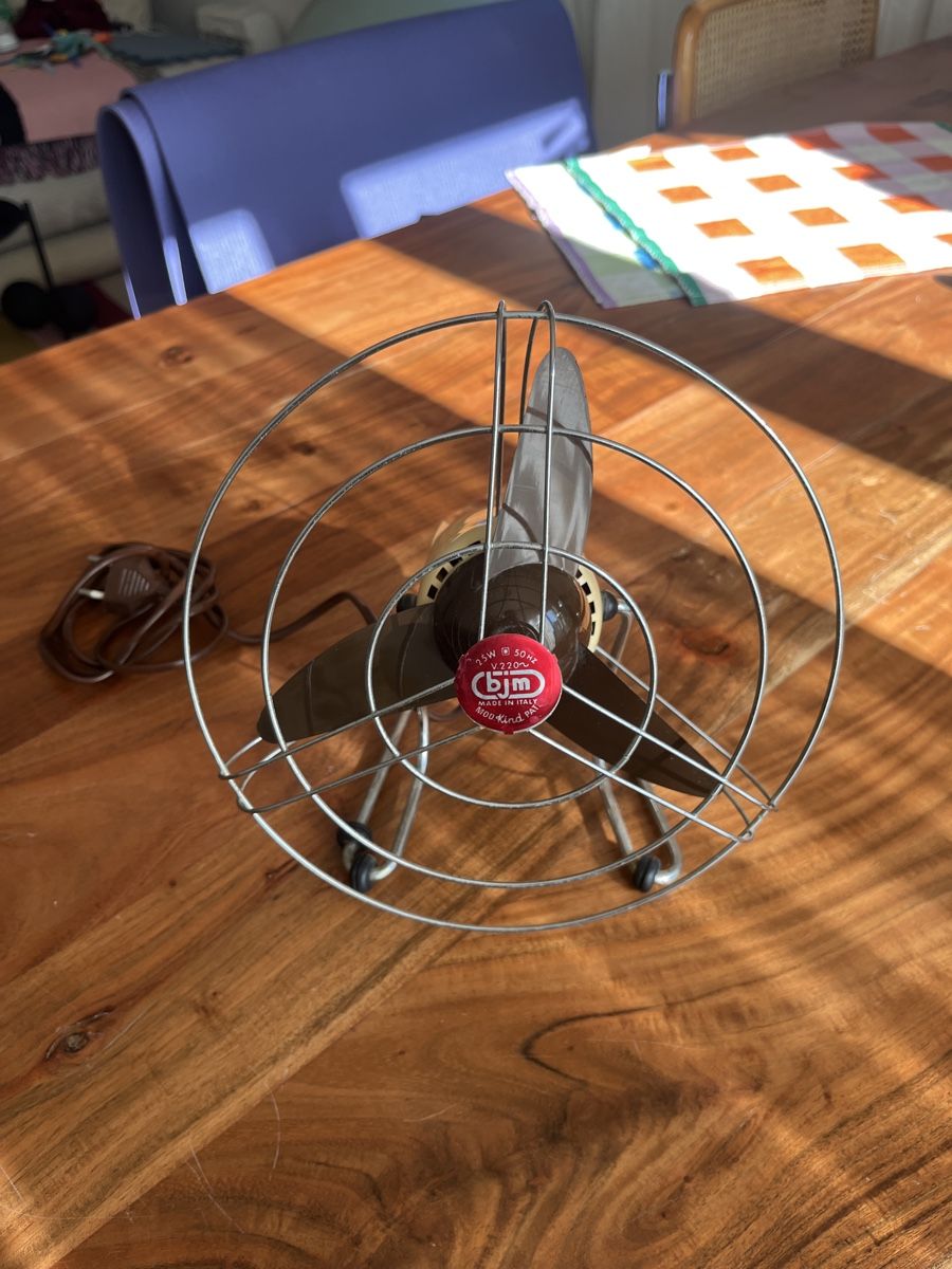 Ventilatori: Vintage Tischventilator - Made in Italy – Usato da Zürich venduto da Sandlo 5