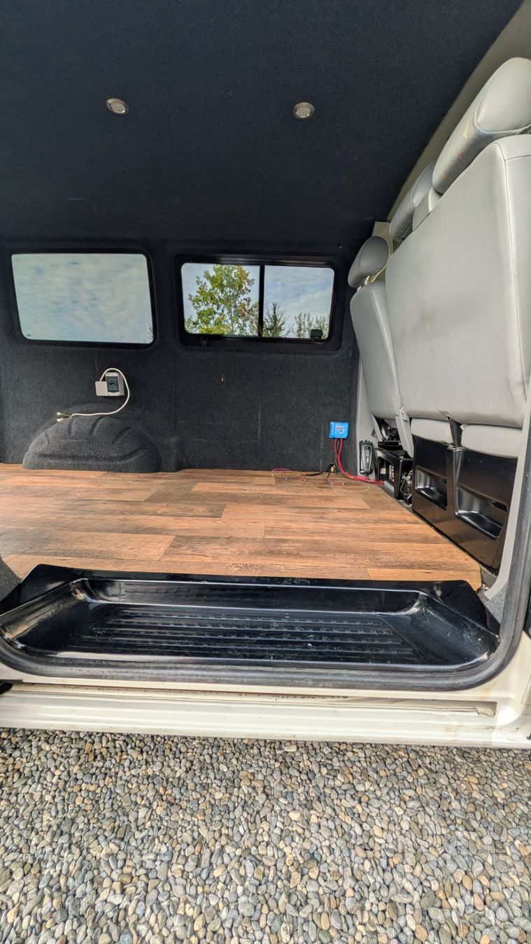 VW Autos: VW T5 Camping Bus / Camper Van – Gebraucht aus Eschenbach LU von cm_balm 7