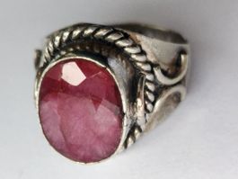 Vintage Silberring 925 mit echtem Rubin, Ringgrösse 62 8g