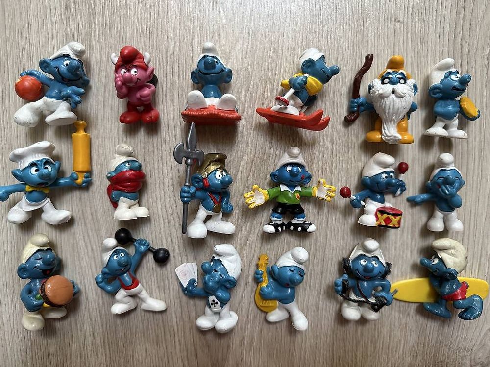 Lot De 68 Figurines Cosmix Rose - Vente Possible à L'unité - Occasion