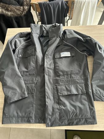 Manteau Imperméable RUAG, Taille L, parfait pour l'hiver!
