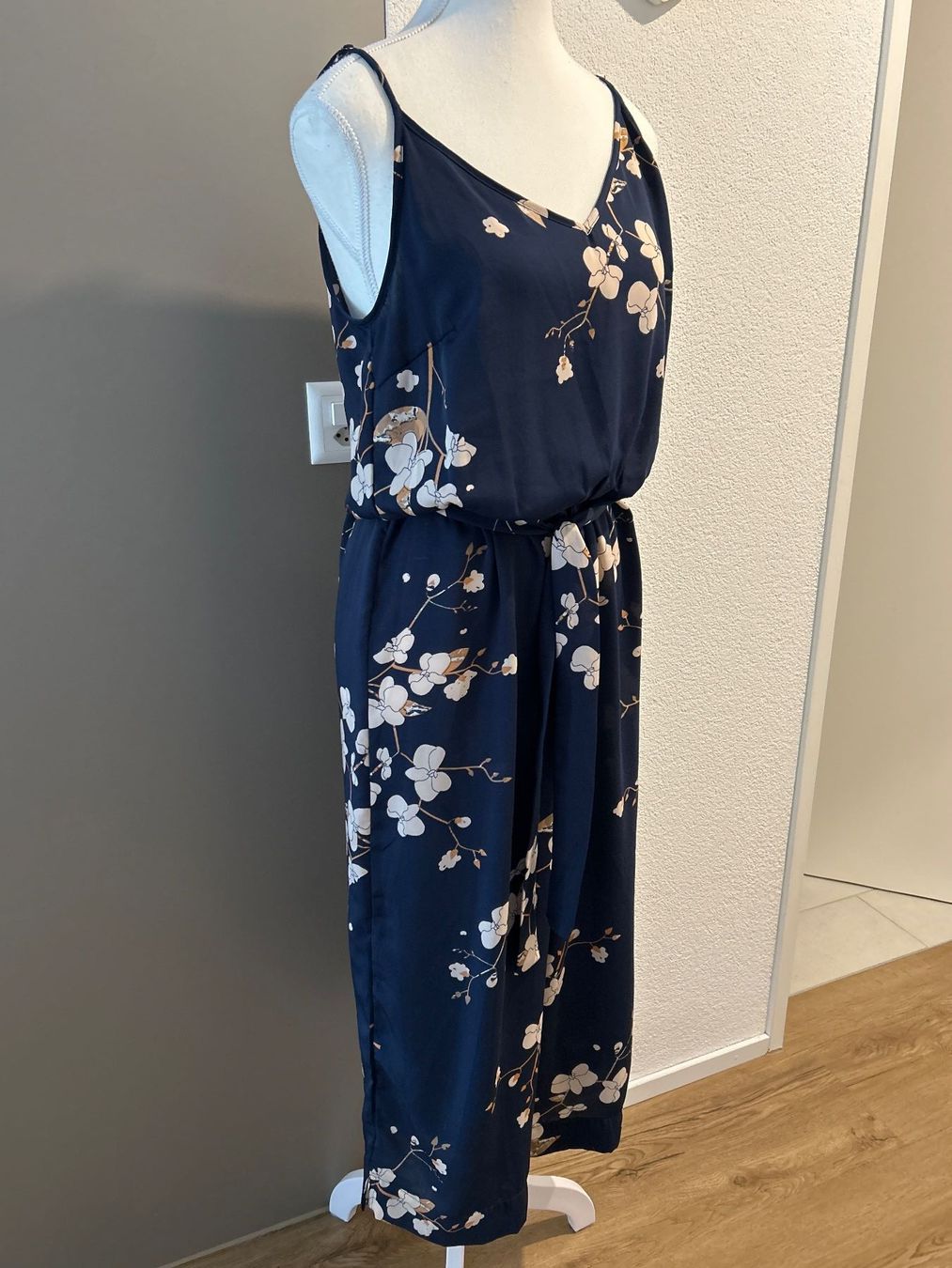 Tute: Jumpsuit dunkelblau mit Muster von Vero Moda Gr. M – Usato da Brunnen venduto da Nala2929 3