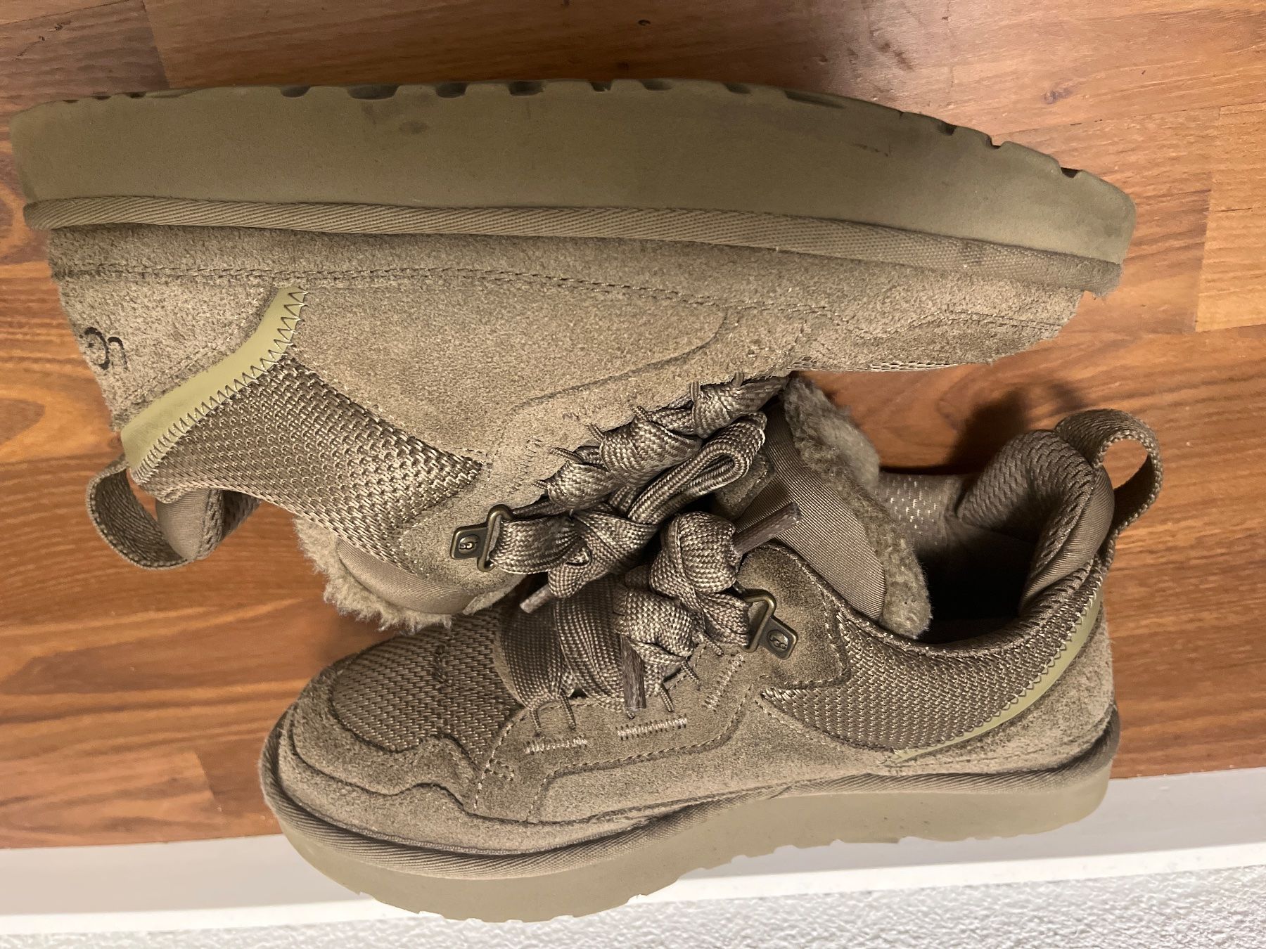 Ugg Scarpe da donna: UGG lowmel – Usato da Frauenfeld venduto da Lollipop77 1