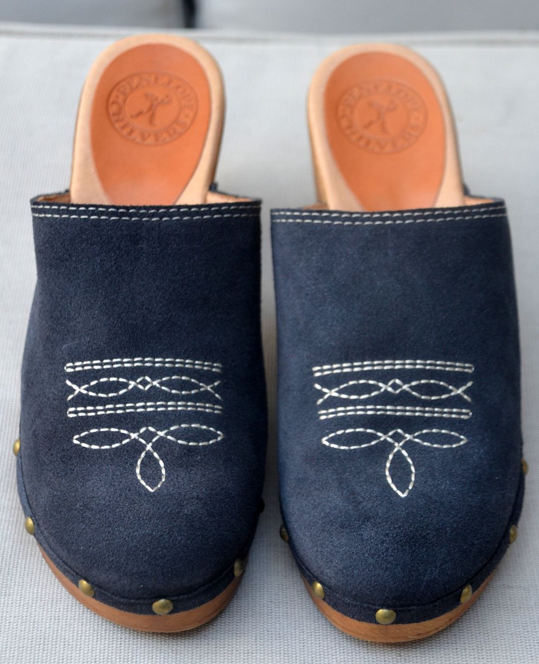 Penelope Chilvers Scarpe da donna: Penelope Chilvers Clogs / Sabot 39 – Nuovo (secondo la descrizione) da Collonges venduto da arashee 1