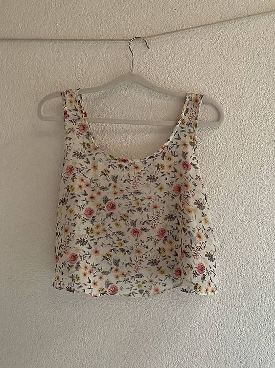 Top: Geblümtes Top (Grösse S) – Usato da Zürich venduto da nic_l9gv 2