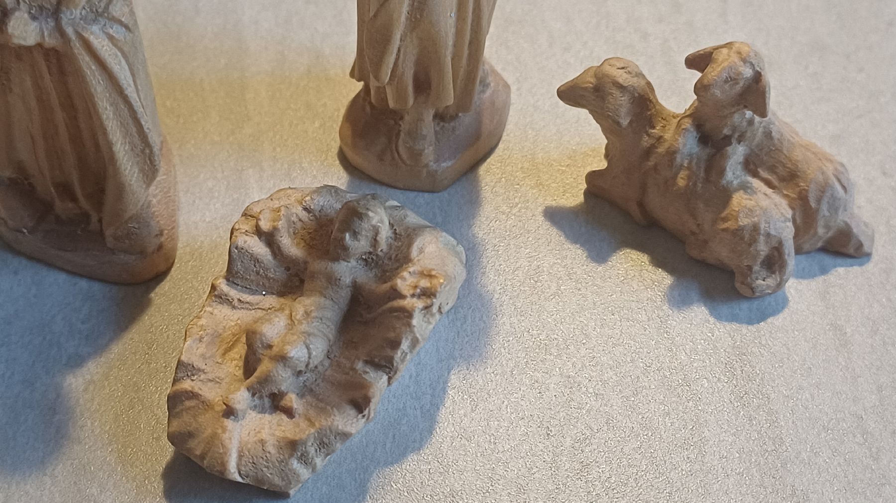 Statuette: Schöne Krippenfiguren aus Holz  – Usato da Flawil venduto da Pinkmalibu 4