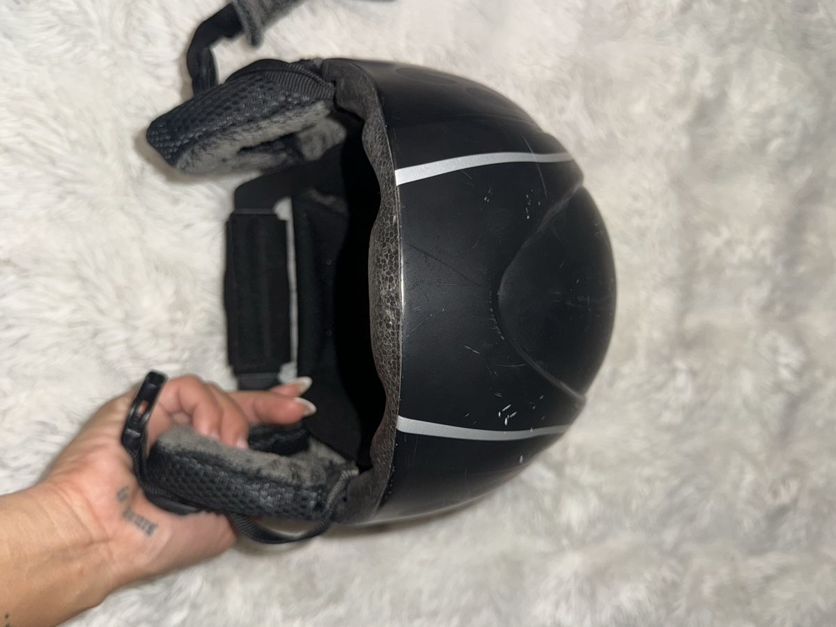 Caschi: K-TEC Helm schwarz Kindergrösse – Usato da Wetzikon ZH venduto da shey7 1