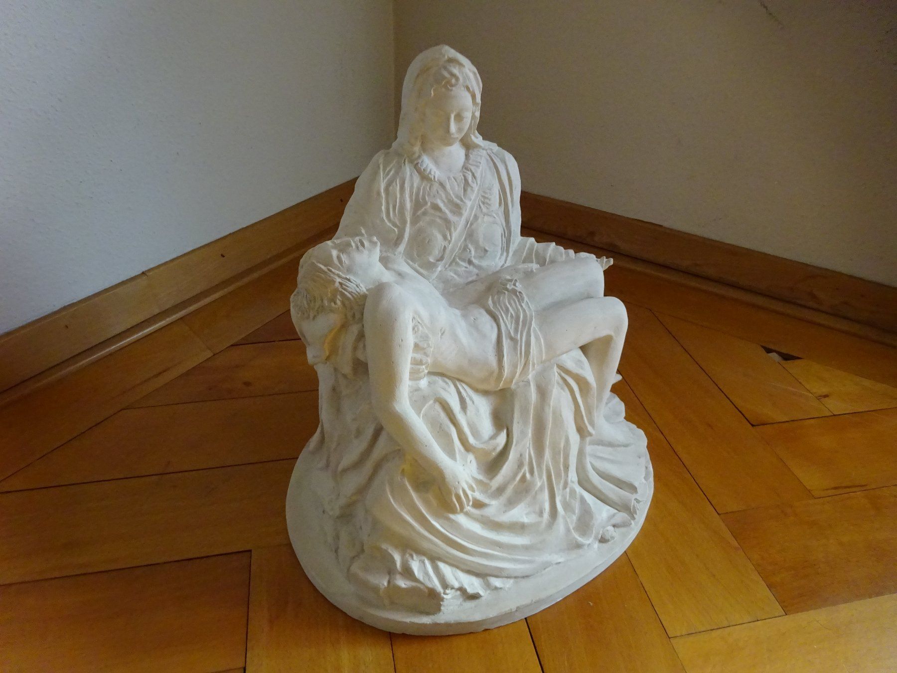 Sculture & Statue: Grosse Antike Gipsfigur / Pietà Heiliger – Usato da Esslingen venduto da eintagammeer 3