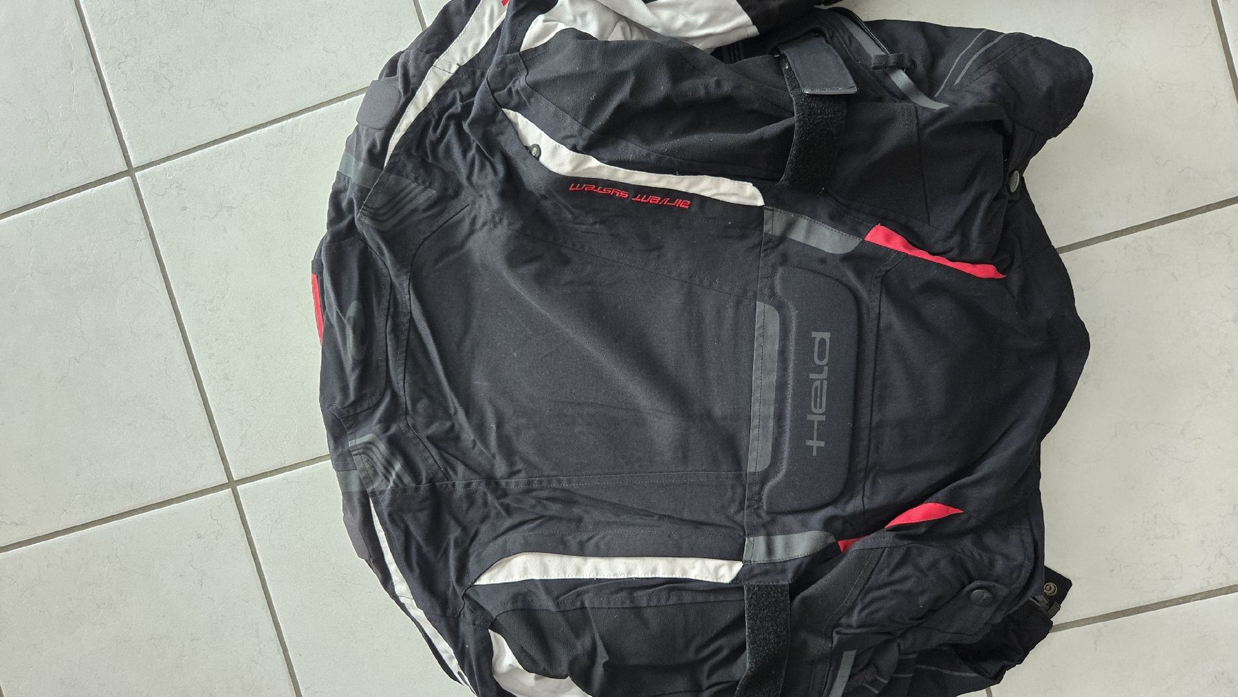 Lots de vêtements: Motorrad Kleidung – D'occasion à Frick par mirandatairirustemi 5