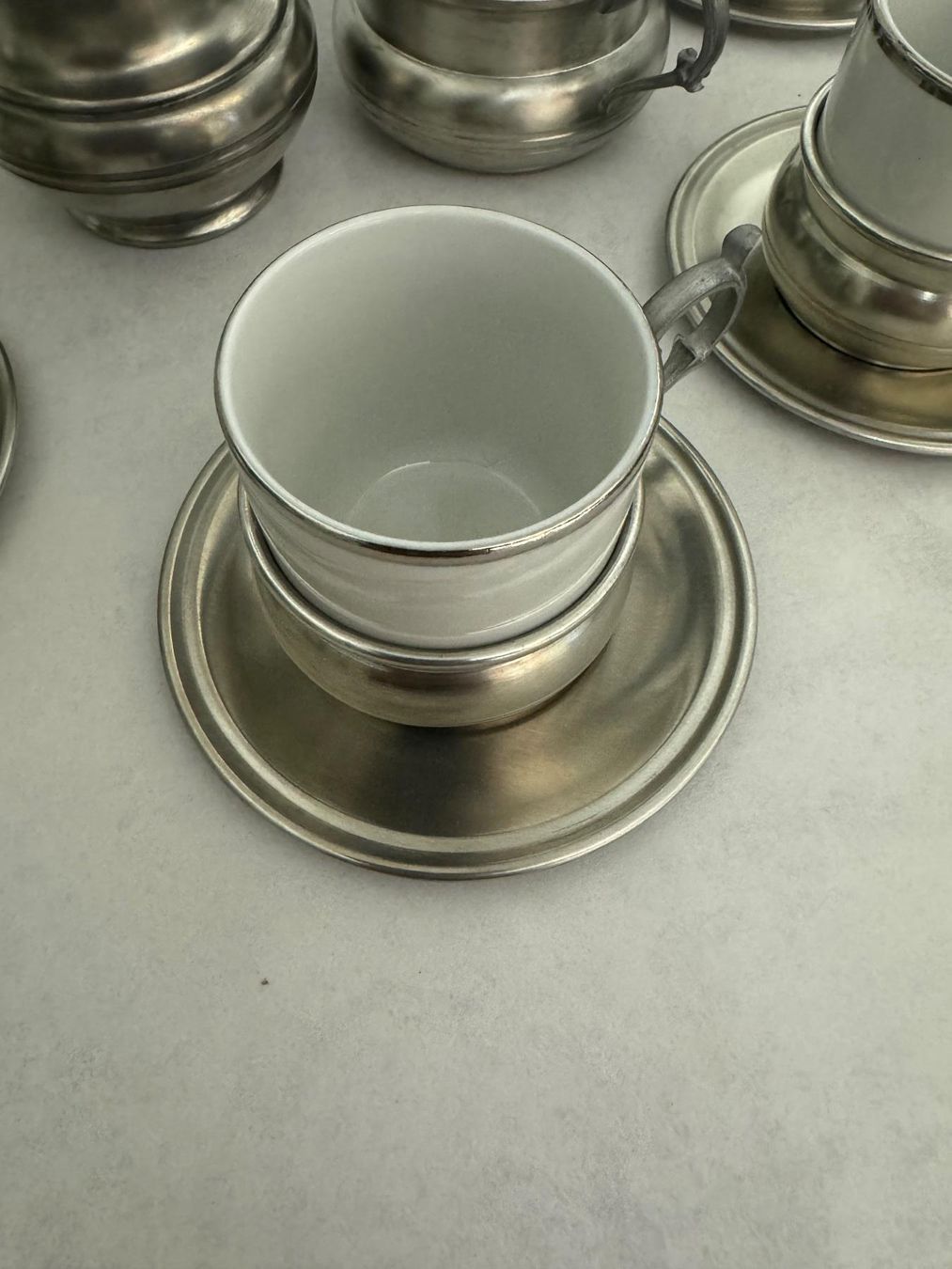 Geschirrsets: 8-teiliges Espresso Set aus Zinn – Gebraucht aus Geroldswil von Jeremy11 1