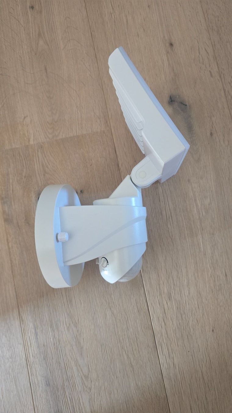Eglo Lampade: LED-Leuchte mit Sensor für den Aussenbereich – Usato da Langnau am Albis venduto da Totoz_76 1