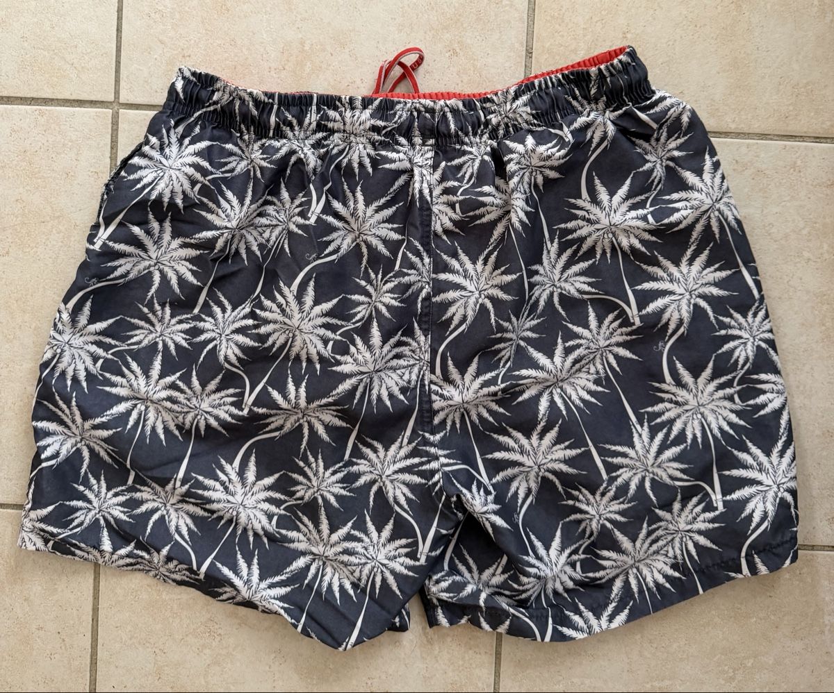 Hugo Boss Costumi da bagno: Badehose Hugo Boss Palmenmuster Grösse M – Usato da Zug venduto da pav_q5f7 1