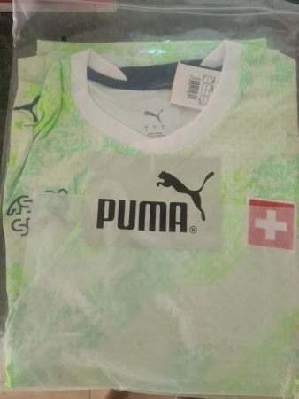 FUSSBALL SCHWEIZER NATIONALMANNSCHAFT T-SHIRT NEU GRÖSSE S