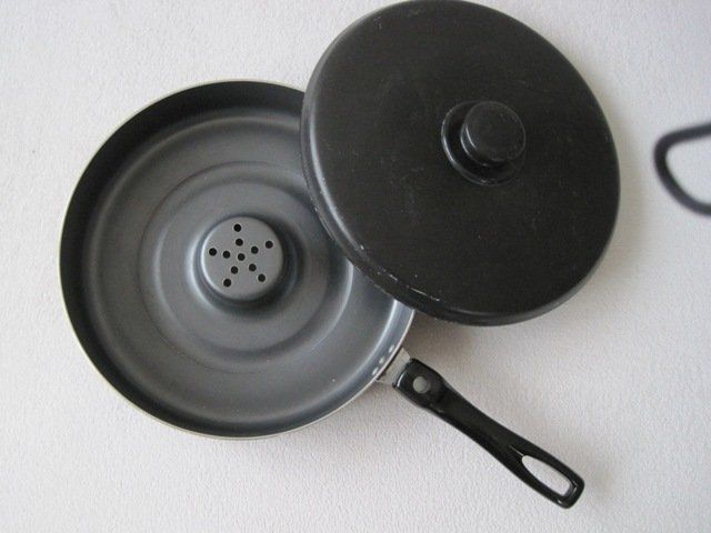 Padelle: SCHLANKHEITSFANNE – Usato da Zürich venduto da Fredor01