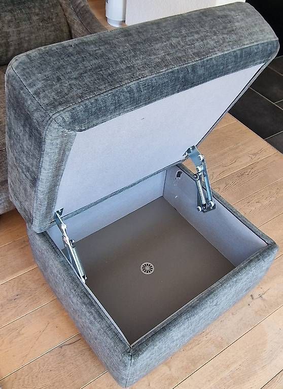 Poltrone: Fauteuil et petit pouf Poltronesofa – Usato da Remaufens venduto da Misy 2