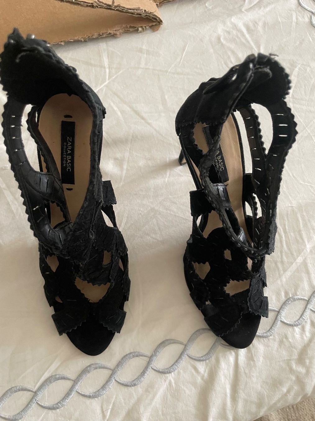 Zara Scarpe da donna: Sexy summer stilettos / high heels Zara Basic Collection – Usato da Genève venduto da lailas_things 1
