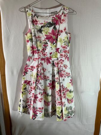 Schönes Sommerkleid von Orsay Gr. 36