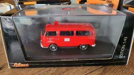 Volkswagen T2a Feuerwehr Bayreuth 1:43 Schuco