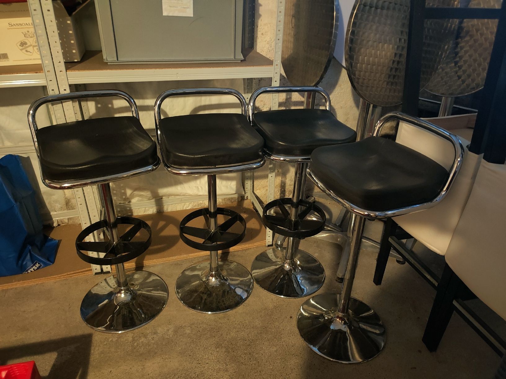 Sgabelli: Barhocker 4er Set – Usato da Märwil venduto da kuba72 2