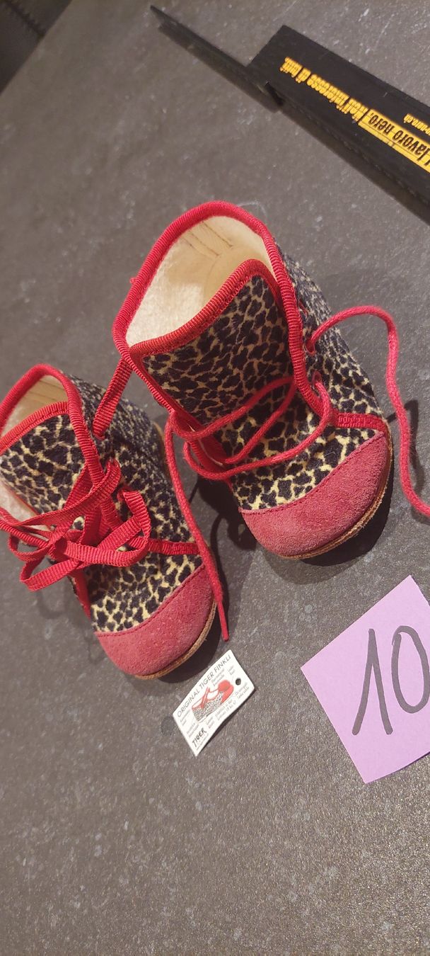 Schuhe für Jungen: Gebrauchte Tiegerfinkli  Grösse 20. – Gebraucht aus Muri AG von nindo1 8