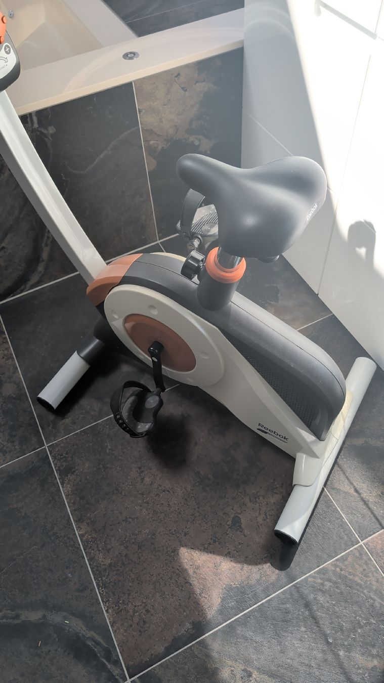 Reebok Hometrainer: Reebok Hometrainer – Usato da Andhausen venduto da filou049 2