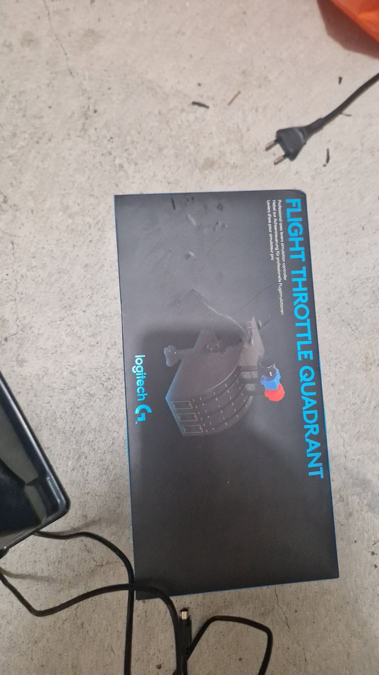 Controller: Logitech Flight System G940 Joysticks Throttle Pedals – Gebraucht aus Winkel von Luukas.81 4