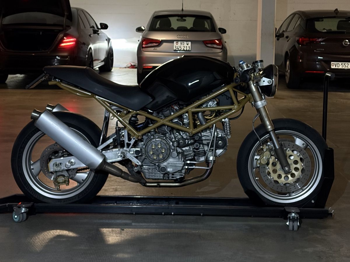 Ducati Strada: Ducati Monster 900 café racer 33kw – Usato da Morges venduto da drissou 1